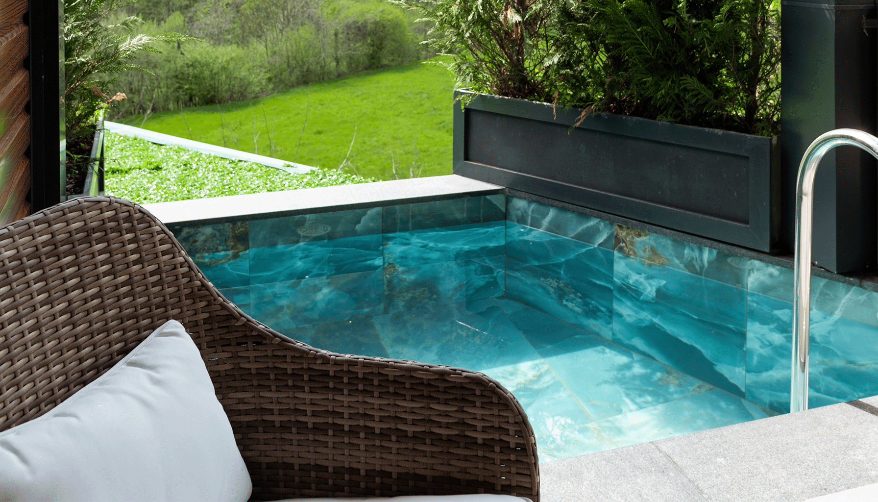 Private Pool